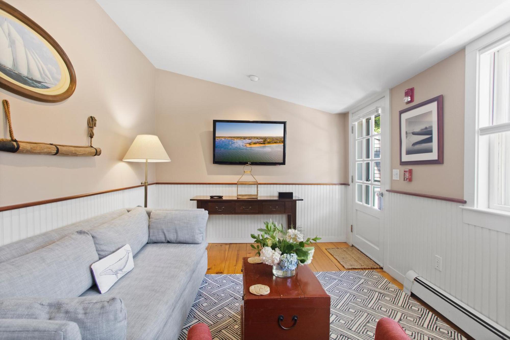 Carlisle House Inn Нантъкет Екстериор снимка