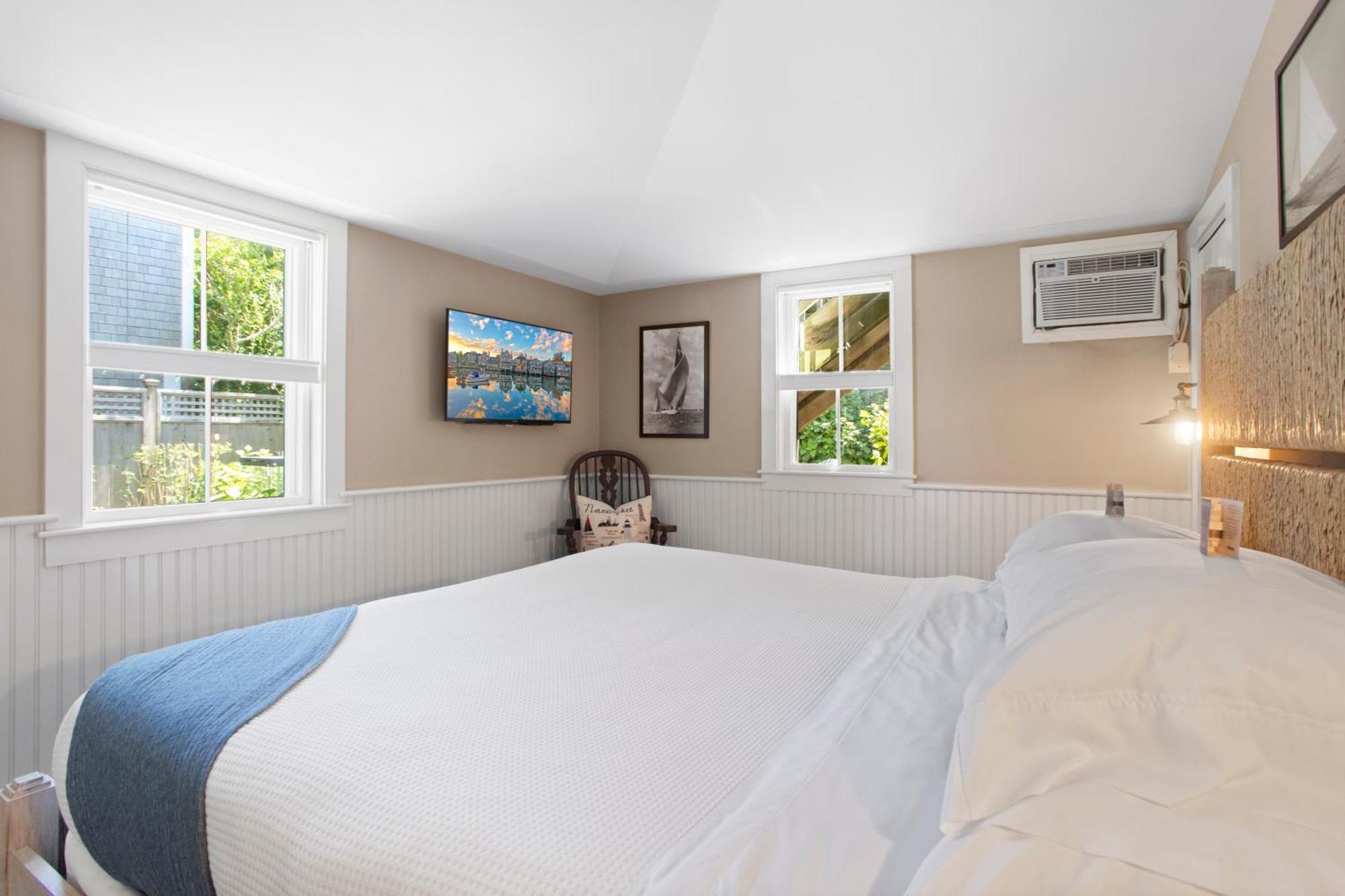 Carlisle House Inn Нантъкет Екстериор снимка