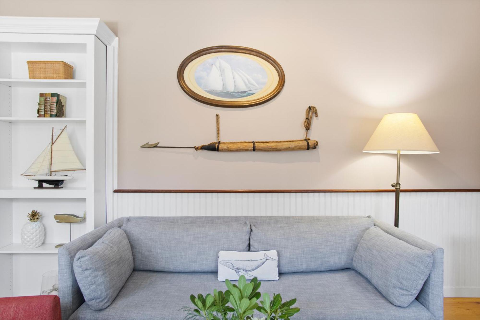 Carlisle House Inn Нантъкет Екстериор снимка